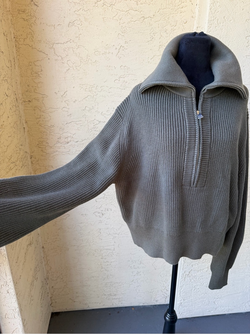 Varley Maura ribbed half-zip knit sweatshirt XL olive night NWT - Picture 9 of 16